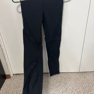 Lulu Lemon High waisted Mesh Panel Leggings